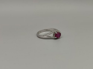 Sidabrinis žiedas su korundu - ZDM173