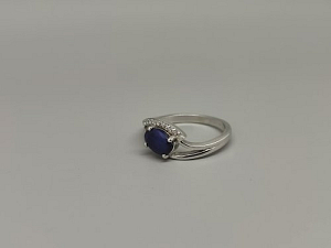 Sidabrinis žiedas su korundu - ZDM183