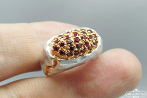 Žiedas su granatais - ZDM876