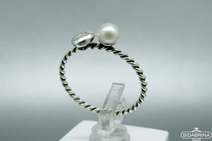 Žiedas su perlu - ZDM783