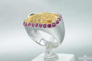 Žiedas su rubinais - ZDM929