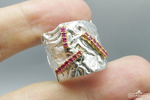 Žiedas su rubinais - ZDM985