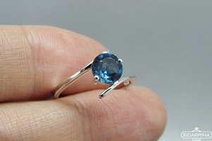 Žiedas su topazu - ZDM1457