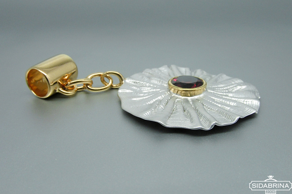 Pakabukas su granatu - PAM449