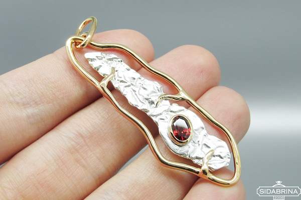 Pakabukas su granatu - PAM653