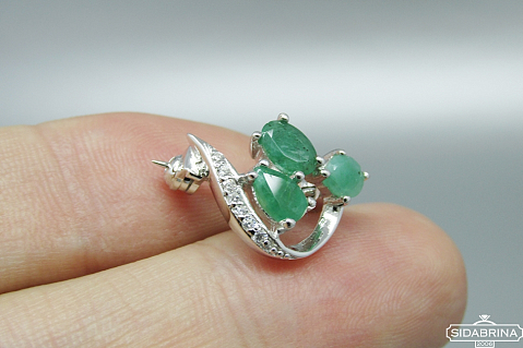 Sagė su natūraliu akmenimi - SGM062