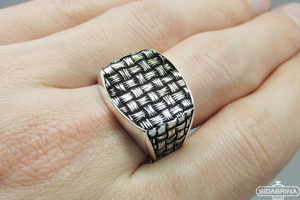 Sidabrinis žiedas - ZDV218