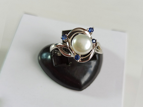 Žiedas su korundu - ZDM1565