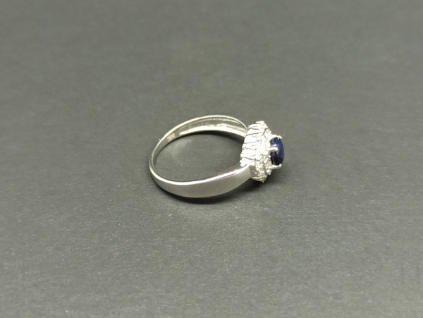 Žiedas su korundu - ZDM1601