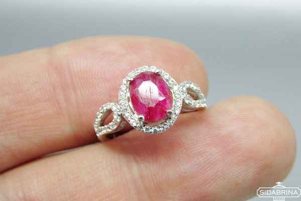 Žiedas su natūraliu akmenimi - ZDM1038