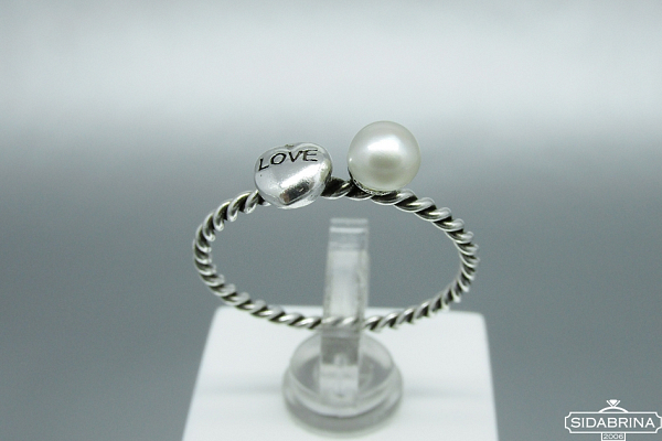 Žiedas su perlu - ZDM783