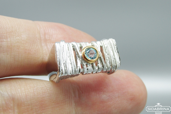 Žiedas su topazu - ZDM1301